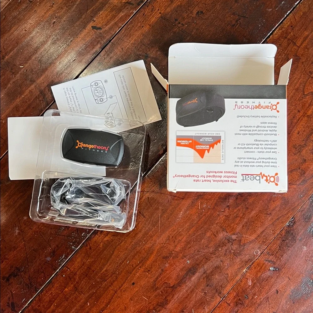 Orangetheory Black and Orange Heart Rate Monitor Chest Strap - Picture 4 of 4